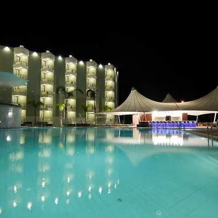 Grand Belish Güzelçamlı