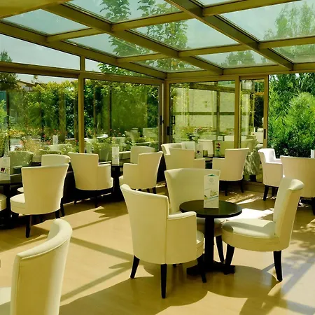 Grand Belish מלון 5*