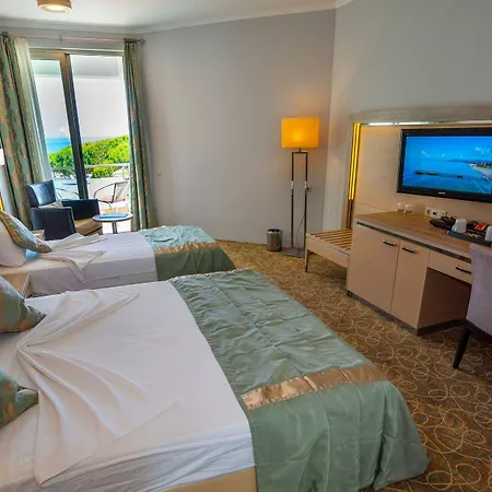 Grand Belish Güzelçamlı